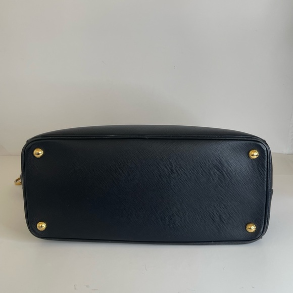 Prada Saffiano Galleria Double Zip Tote Bag - Picture 7 of 15